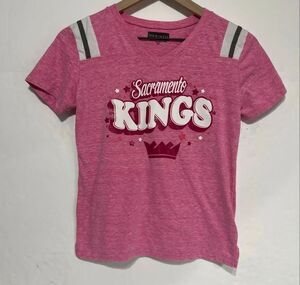 5th And Ocean Pink Sacramento Kings Tee   Girls Size XL (14/16)